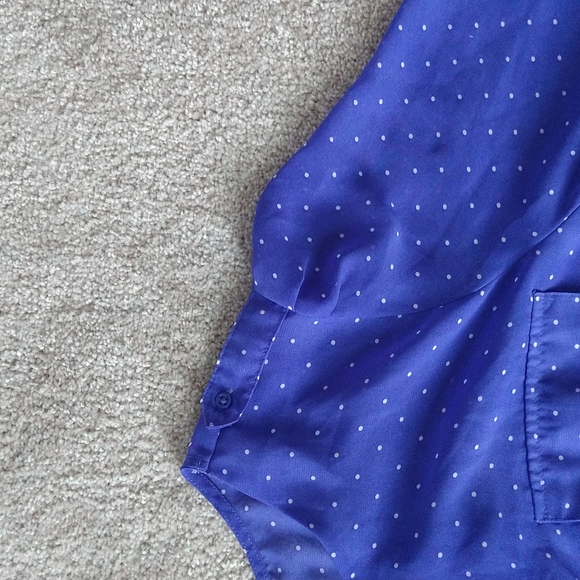 Gap purple polka dotted blouse size Large - Picture 4 of 10